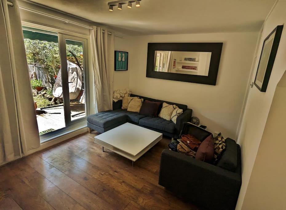 Charming 2-Bed Garden Flat Lejlighed London Eksteriør billede