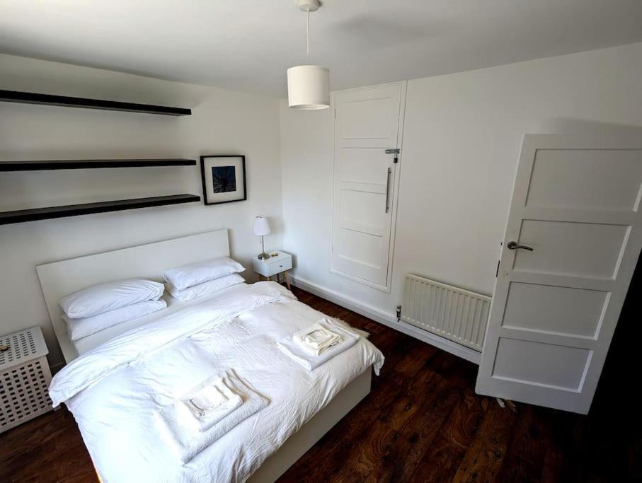 Charming 2-Bed Garden Flat Lejlighed London Eksteriør billede