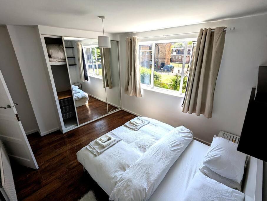Charming 2-Bed Garden Flat Lejlighed London Eksteriør billede