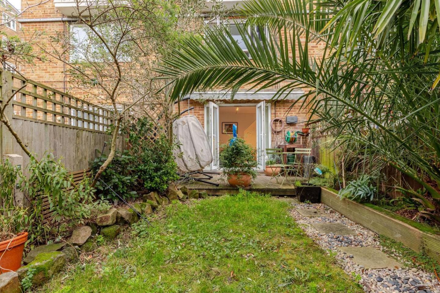 Charming 2-Bed Garden Flat Lejlighed London Eksteriør billede