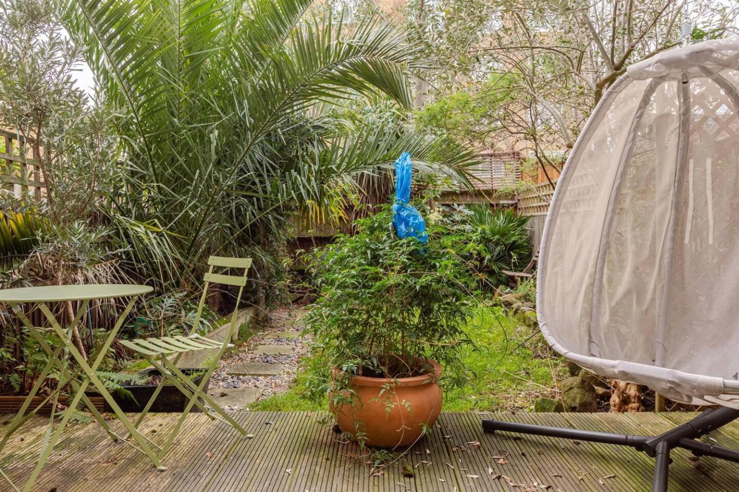 Charming 2-Bed Garden Flat Lejlighed London Eksteriør billede